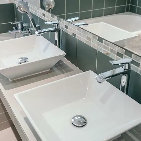 Appartement Tres Bel Appartement, 3 Chambres, 2 Salles De Bains, Hyper-Centre - Wifi Biarritz